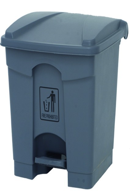 Papelera cuadrada con pedal marca jami. Papelera pedal 68 l. abs gris.