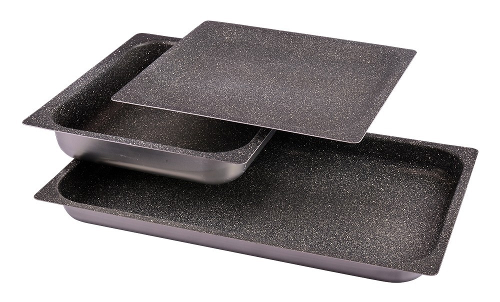 Bandejas aluminio antiadherente. Medidas: 325x265x65 mm. GN 1/2