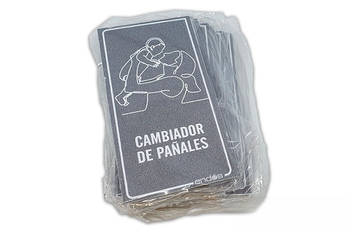 Cartel pictograma señalización adhesivo para baño de mujer cambiador de pañales.. Modelo: CAP014