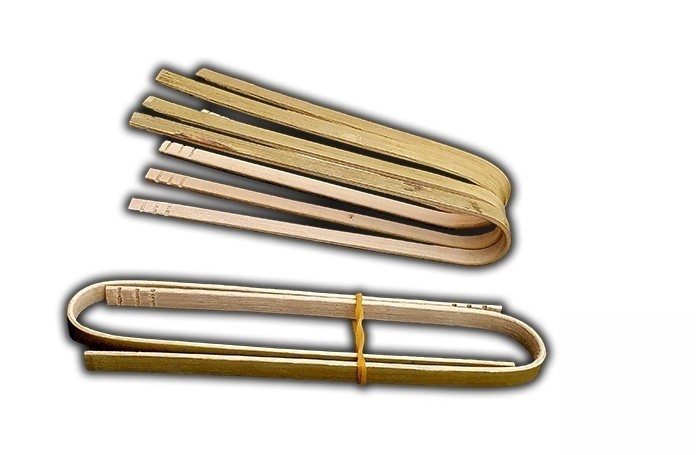 Pinzas para servir ecológicas fabricadas en bambú de 15 cm. 50 ud Modelo: PIN003