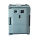 . Contenedor de carga frontal Cambro aislado azul