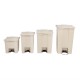 . Cubo con pedal Beige 68L Rubbermaid