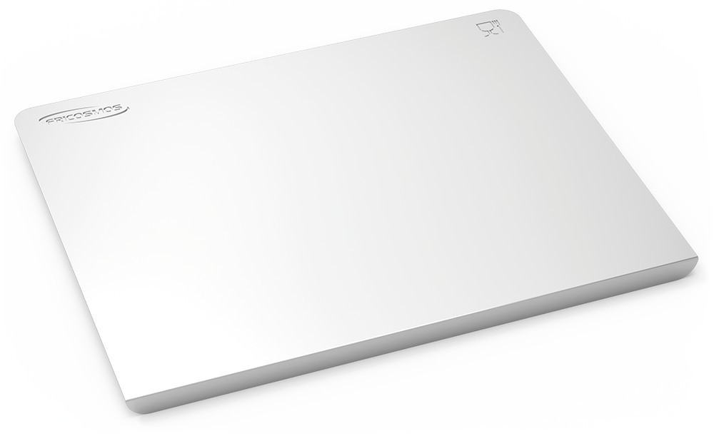 Superficie de trabajo con reborde de acero inoxidable para corte y amasado. 490x390x20 mm