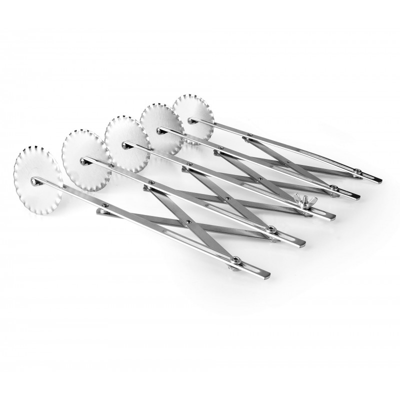 Cortapastas ondulado extensible 5 ruedas. Lacor 68247