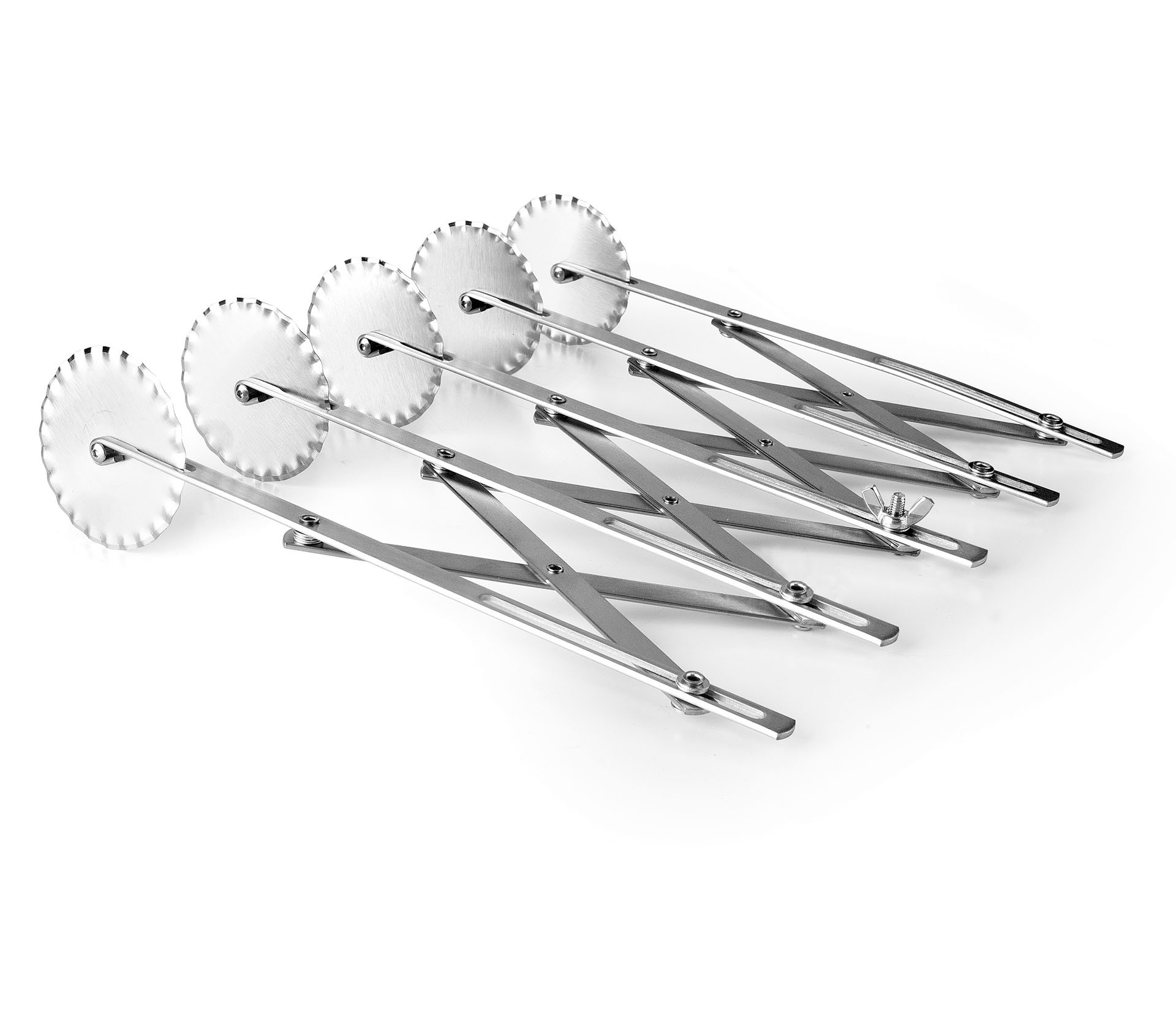 Cortapastas ondulado extensible 5 ruedas. Lacor 68247